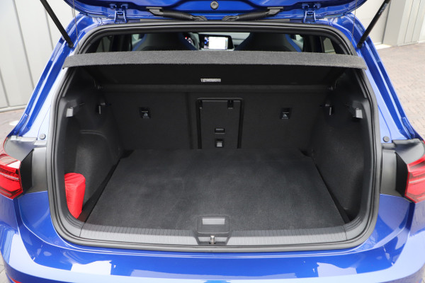 Volkswagen Golf 2.0 TSI R 4Motion | 320PK | Head-up | Keyless-go | Pano | Akrapovic | Performance-pakket | Memory | Stoelkoeling | Stuurwielverw