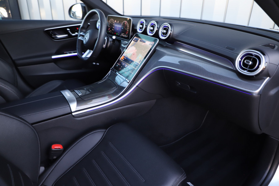 Mercedes-Benz C-Klasse 300e AMG | 313PK | Head-up | Keyless-go | Pano | Sfeerverlichting | Memory | Digital-light | Standkachel | 2022.