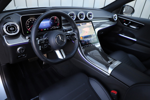 Mercedes-Benz C-Klasse 300e AMG | 313PK | Head-up | Keyless-go | Pano | Sfeerverlichting | Memory | Digital-light | Standkachel | 2022.
