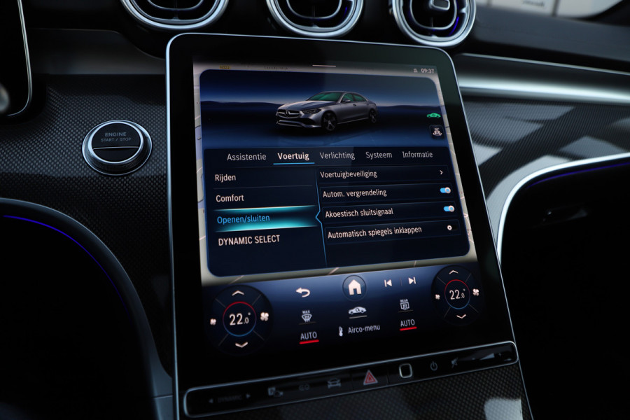 Mercedes-Benz C-Klasse 300e AMG | 313PK | Head-up | Keyless-go | Pano | Sfeerverlichting | Memory | Digital-light | Standkachel | 2022.