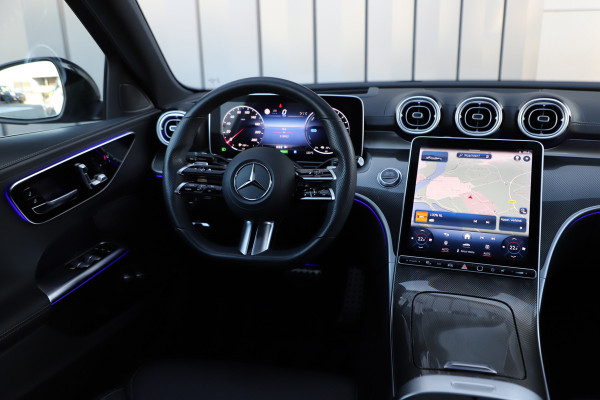 Mercedes-Benz C-Klasse 300e AMG | 313PK | Head-up | Keyless-go | Pano | Sfeerverlichting | Memory | Digital-light | Standkachel | 2022.