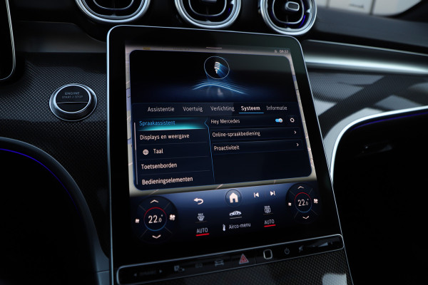 Mercedes-Benz C-Klasse 300e AMG | 313PK | Head-up | Keyless-go | Pano | Sfeerverlichting | Memory | Digital-light | Standkachel | 2022.