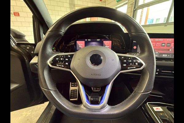 Volkswagen Golf 1.4 eHybrid GTE IQ Light Navi Soel/Stuur verwarming 1 Jaar Bovag garantie