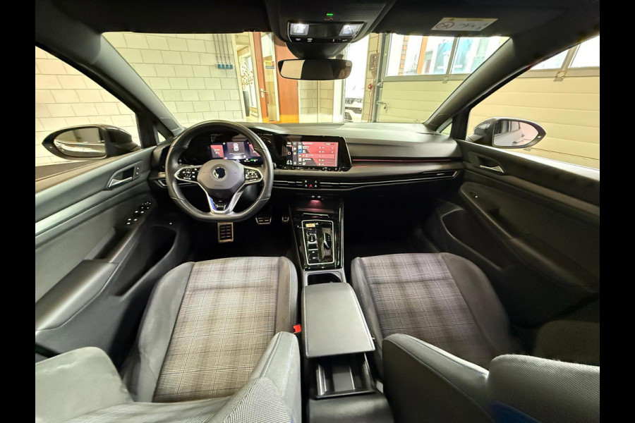 Volkswagen Golf 1.4 eHybrid GTE IQ Light Navi Soel/Stuur verwarming 1 Jaar Bovag garantie