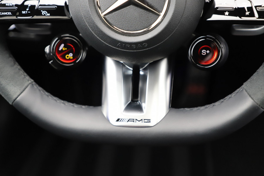 Mercedes-Benz C-Klasse Estate AMG 63 S E Performance | 680PK | Achterasbesturing | Carbon | Head-up | Sfeerverlichting | Burmester | Digital-light | AM