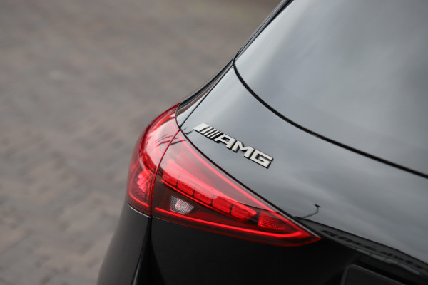 Mercedes-Benz C-Klasse Estate AMG 63 S E Performance | 680PK | Achterasbesturing | Carbon | Head-up | Sfeerverlichting | Burmester | Digital-light | AM