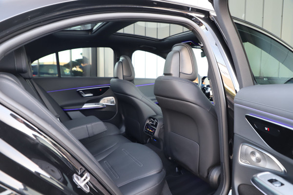 Mercedes-Benz E-Klasse AMG 53 4MATIC+ | 585PK | Massage | Hyperscreen | Head-up | Keyless-go | Distronic+ | Burmester 4D | Sfeerverl. | 2025.