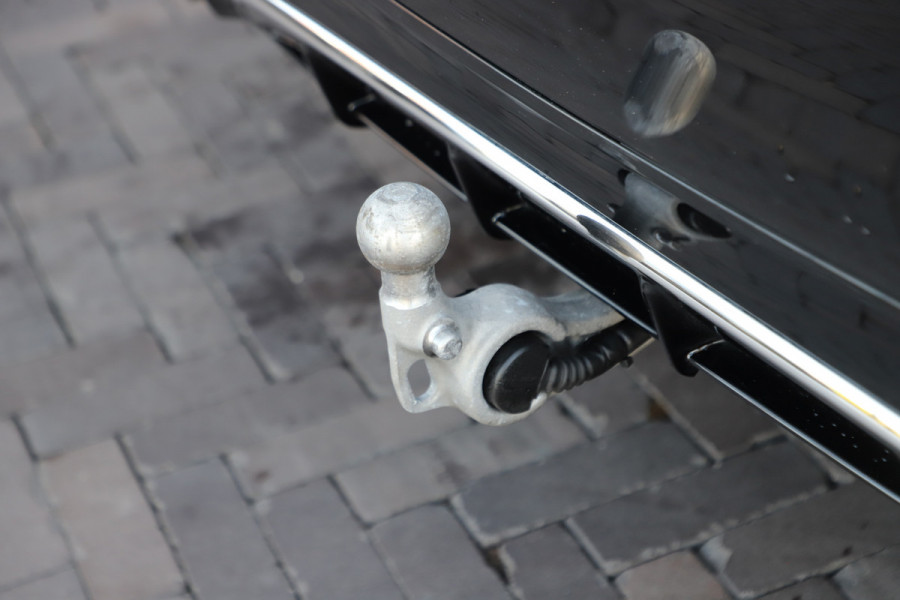 Mercedes-Benz E-Klasse AMG 53 4MATIC+ | 585PK | Massage | Hyperscreen | Head-up | Keyless-go | Distronic+ | Burmester 4D | Sfeerverl. | 2025.