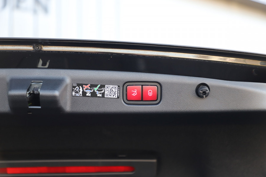 Mercedes-Benz E-Klasse AMG 53 4MATIC+ | 585PK | Massage | Hyperscreen | Head-up | Keyless-go | Distronic+ | Burmester 4D | Sfeerverl. | 2025.