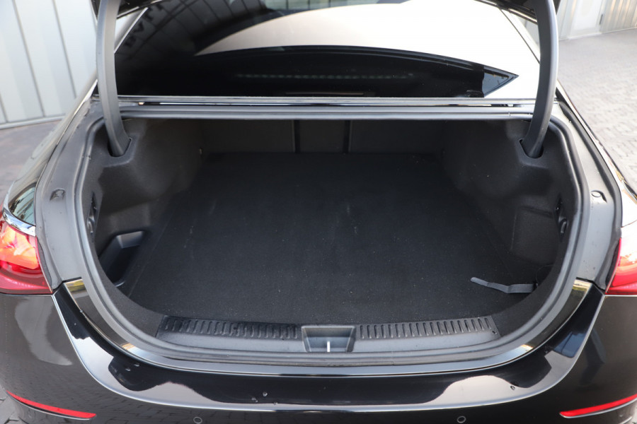 Mercedes-Benz E-Klasse AMG 53 4MATIC+ | 585PK | Massage | Hyperscreen | Head-up | Keyless-go | Distronic+ | Burmester 4D | Sfeerverl. | 2025.