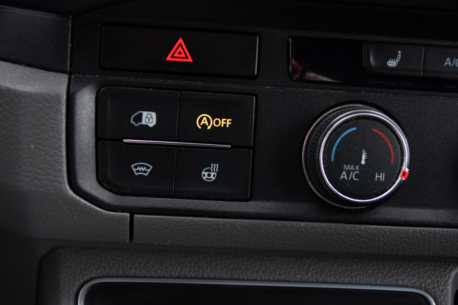 Volkswagen Crafter 35 2.0 TDI L3H3 Highline PB Edition Full Options! Adaptieve Cruise, Carplay, LED, Leder, Stoelwarming, Trekhaak, Multimedia, Uniek!