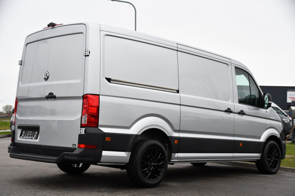 Volkswagen Crafter 35 2.0 TDI L3H2 Highline Adaptieve Cruise, Camera, Carplay, Clima, LED, Stoelverwarming, Multimedia, Sensoren, Uniek!