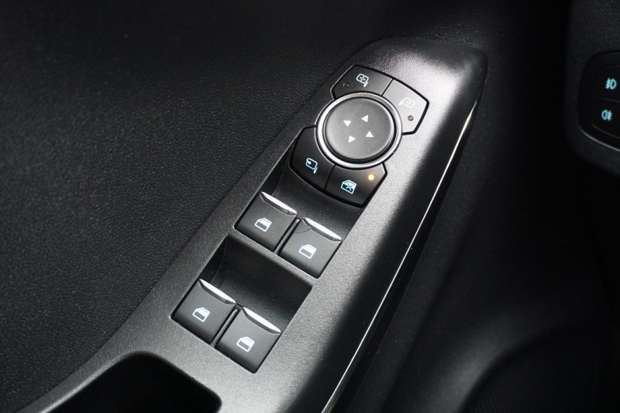 Ford Puma 1.0 EcoBoost Hybrid Titanium X + STOELMASSAGE / WINTERPAKKET / APPLE CARPLAY