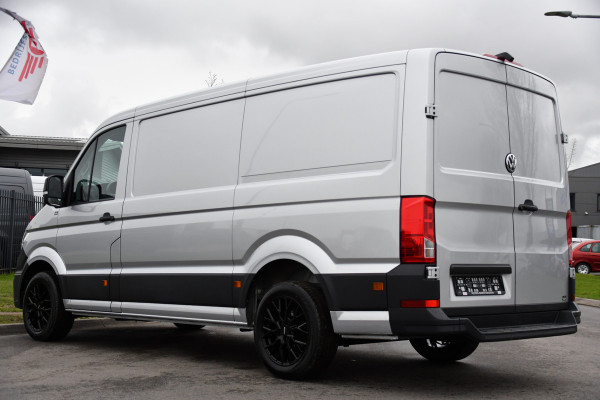 Volkswagen Crafter 35 2.0 TDI L3H2 Highline PB Edition Adaptieve Cruise, Camera, Carplay, Clima, LED, Stoelverwarming, Multimedia, Sensoren, Uniek!