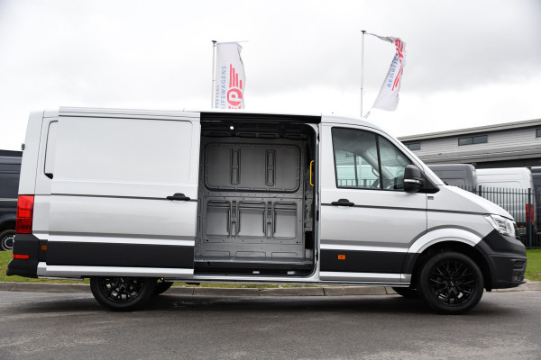 Volkswagen Crafter 35 2.0 TDI L3H2 Highline PB Edition Adaptieve Cruise, Camera, Carplay, Clima, LED, Stoelverwarming, Multimedia, Sensoren, Uniek!