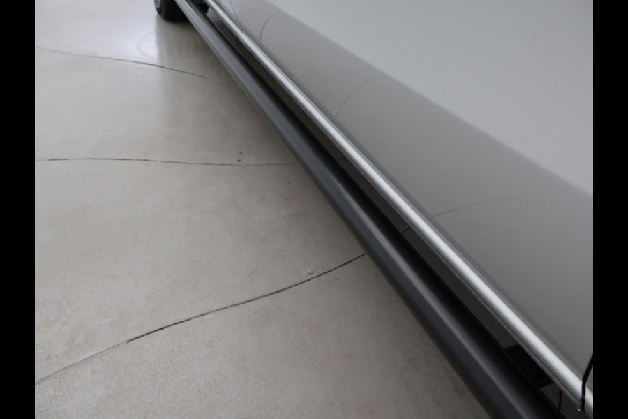 Mercedes-Benz Vito 119 CDI 190 PK AUT. L2H1 + 2 SCHUIFDEUREN | LED | CAMERA | 2500 KG TREKHAAK | 18 INCH LMV