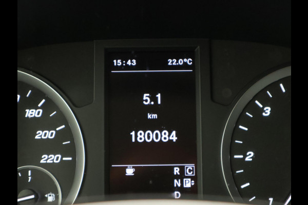 Mercedes-Benz Vito 119 CDI 190 PK AUT. L2H1 + 2 SCHUIFDEUREN | LED | CAMERA | 2500 KG TREKHAAK | 18 INCH LMV
