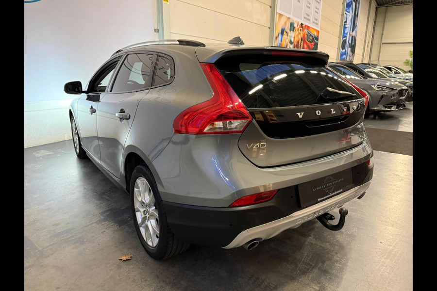 Volvo V40 Cross Country 1.5 T3 Polar+ Luxury Pano Stoel Verwarming 1 jaar bovag garantie