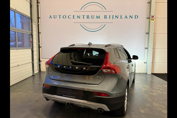 Volvo V40 Cross Country 1.5 T3 Polar+ Luxury Pano Stoel Verwarming 1 jaar bovag garantie