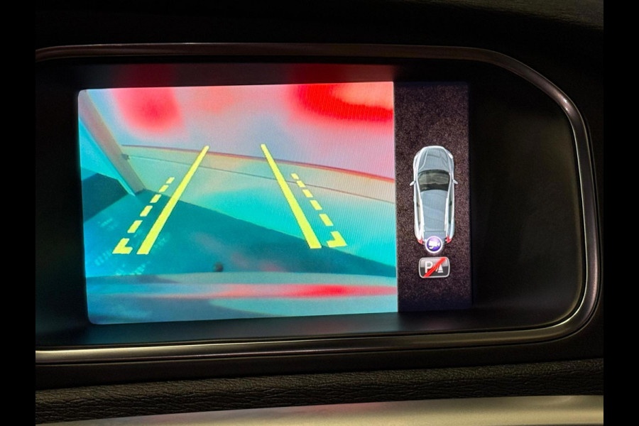 Volvo V40 Cross Country 1.5 T3 Polar+ Luxury Pano Stoel Verwarming 1 jaar bovag garantie