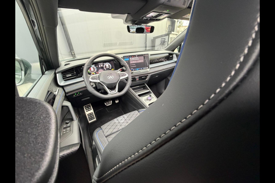 Volkswagen Tayron 1.5 eHybrid R-Line Edition 272 PK OP VOORRAAD !! SCHERPSTE PRIJS VAN NL
