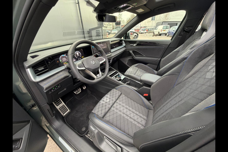 Volkswagen Tayron 1.5 eHybrid R-Line Edition 272 PK OP VOORRAAD !! SCHERPSTE PRIJS VAN NL