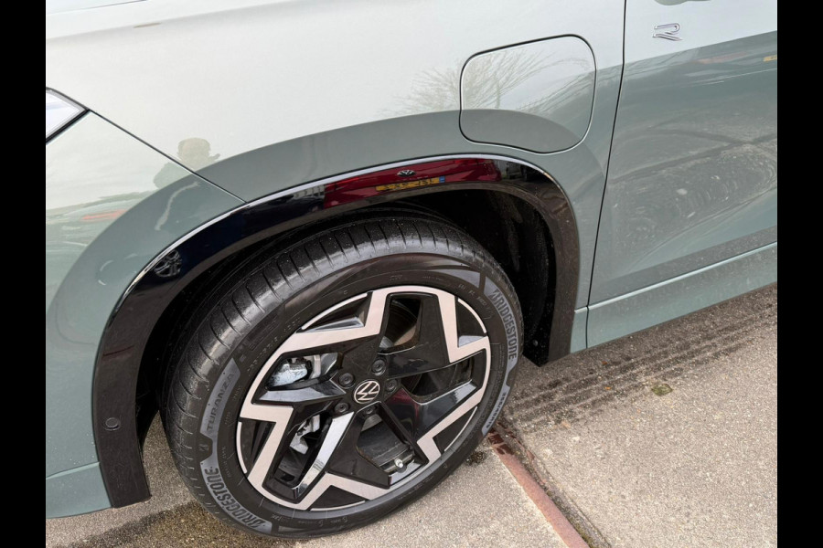 Volkswagen Tayron 1.5 eHybrid R-Line Edition 272 PK OP VOORRAAD !! SCHERPSTE PRIJS VAN NL