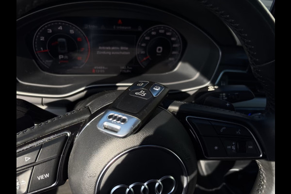 Audi A5 Cabriolet 40 TFSI S-Tronic ** LED, VIRTUAL, LEDER, MASSAGE, NEKVERW, ALARM, , 19-inch LMV ** UNFALLFREI - VOL. AUDI ONDERH. ** ** INFORMEER OOK NAAR ONZE AANTREKKELIJKE FINANCIAL-LEASE TARIEVEN **