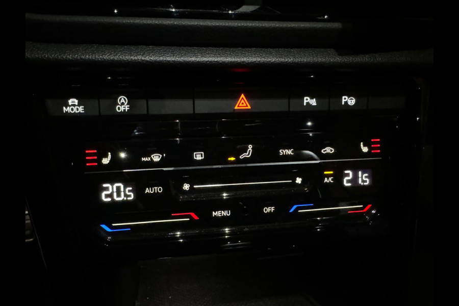 Volkswagen T-Roc 1.5 TSI R-Line Business+ Pano|IQ|Keyles|Cam