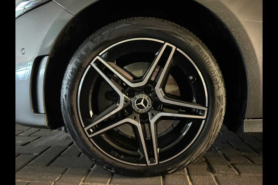 Mercedes-Benz A-Klasse 250 e AMG Pano|Sfeer|Night|Camera