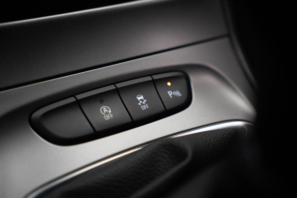 Opel Astra Sports Tourer 1.2T Navi Stoel- & stuurverw. Airco Carplay PDC Cruise BTW auto