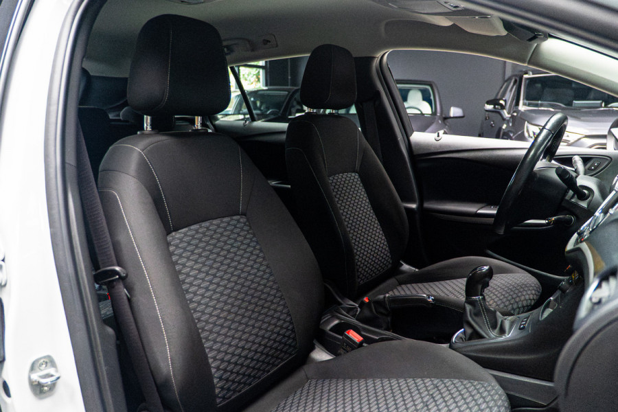 Opel Astra Sports Tourer 1.2T Navi Stoel- & stuurverw. Airco Carplay PDC Cruise BTW auto