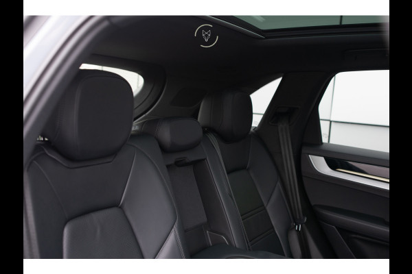 Porsche Cayenne 3.0 E-Hybrid SportDesign|Passenger Display|21''|Luchtvering|HUD|ACC|Bose|18-voudig|Panorama|Stoelkoeling