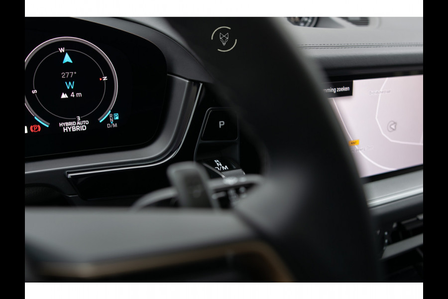 Porsche Cayenne 3.0 E-Hybrid SportDesign|Passenger Display|21''|Luchtvering|HUD|ACC|Bose|18-voudig|Panorama|Stoelkoeling