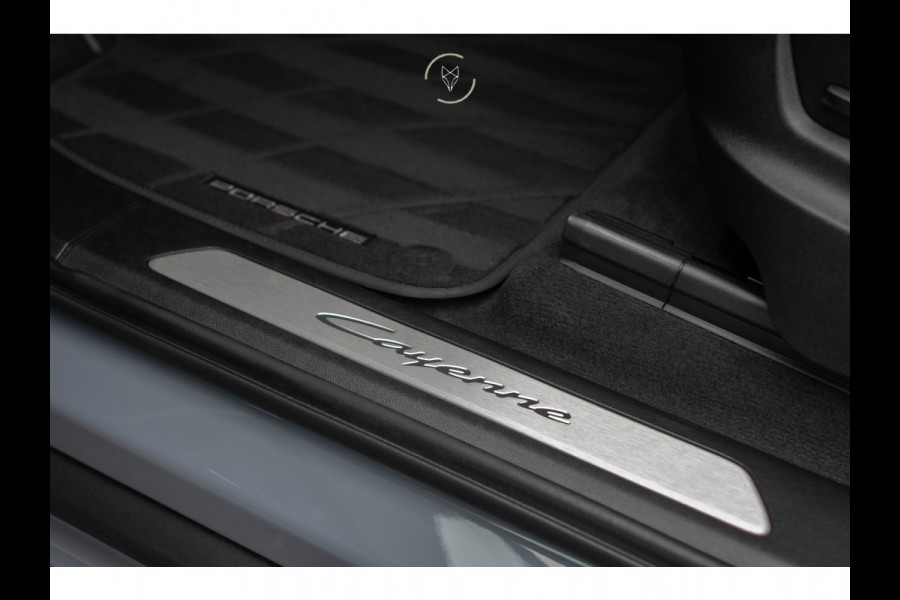 Porsche Cayenne 3.0 E-Hybrid SportDesign|Passenger Display|21''|Luchtvering|HUD|ACC|Bose|18-voudig|Panorama|Stoelkoeling
