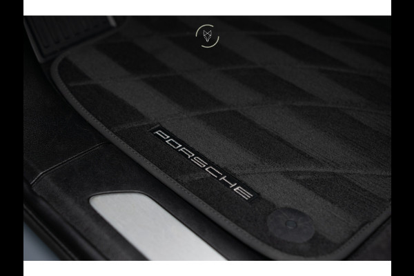Porsche Cayenne 3.0 E-Hybrid SportDesign|Passenger Display|21''|Luchtvering|HUD|ACC|Bose|18-voudig|Panorama|Stoelkoeling