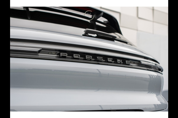 Porsche Cayenne 3.0 E-Hybrid SportDesign|Passenger Display|21''|Luchtvering|HUD|ACC|Bose|18-voudig|Panorama|Stoelkoeling