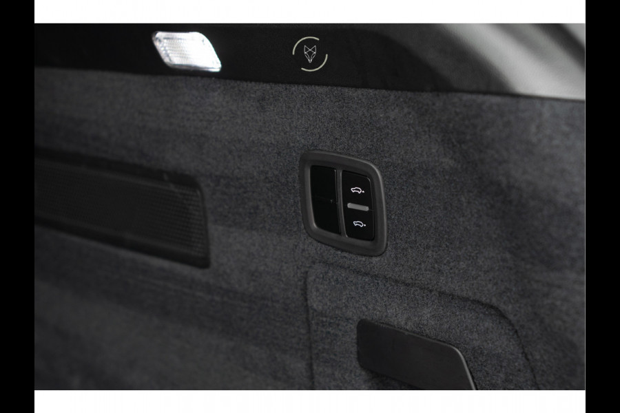 Porsche Cayenne 3.0 E-Hybrid SportDesign|Passenger Display|21''|Luchtvering|HUD|ACC|Bose|18-voudig|Panorama|Stoelkoeling