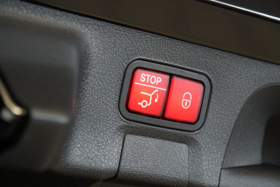 Mercedes-Benz CLA-Klasse Shooting Brake AMG Line *FACELIFT * + 360° / HEAD-UP / BURMESTER / MEMORY