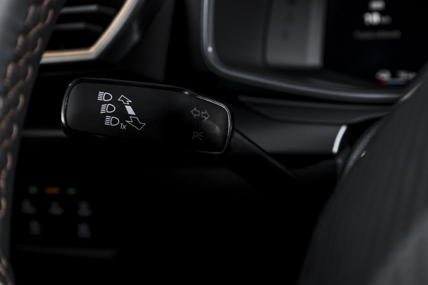 CUPRA Formentor 1.5 TSI e-Hybrid 272 PK VZ Performance | S/k-panodak | Adapt. Cruise | Memory | Stoel-+Stuurverw. | 360 Camera | Dig. Cockpit | NAV + App. Connect | ECC | Elek. Klep | LM 19" | 2603