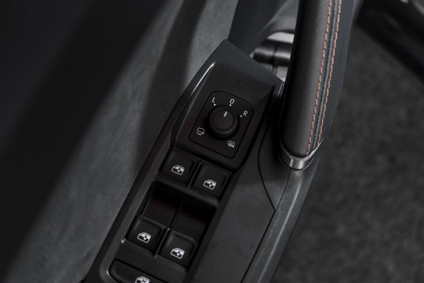 CUPRA Formentor 1.5 TSI e-Hybrid 272 PK VZ Performance | S/k-panodak | Adapt. Cruise | Memory | Stoel-+Stuurverw. | 360 Camera | Dig. Cockpit | NAV + App. Connect | ECC | Elek. Klep | LM 19" | 2603