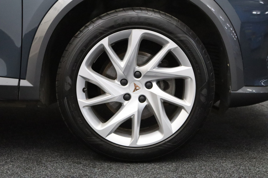 CUPRA Formentor 1.4 TSI e-Hybrid Essential, Adap. Cruise Control, Keyless, Navigatie