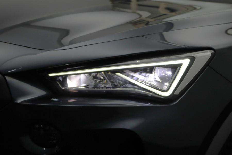 CUPRA Formentor 1.4 TSI e-Hybrid Essential, Adap. Cruise Control, Keyless, Navigatie