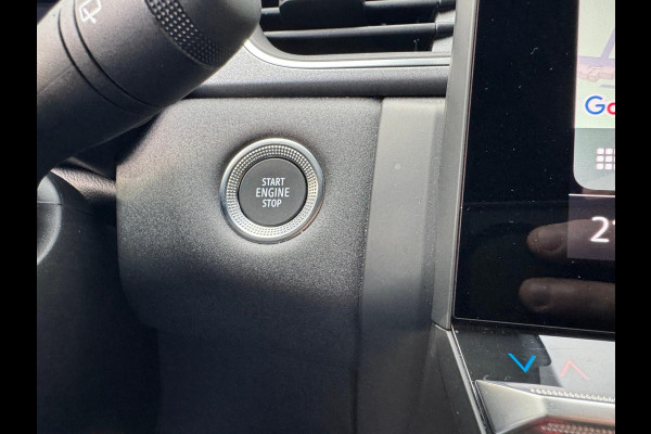 Renault Captur TCe 90 Techno Nieuw model! / Camera / P-sensoren / AppleCarPlay & Android Auto / Speciale kleur