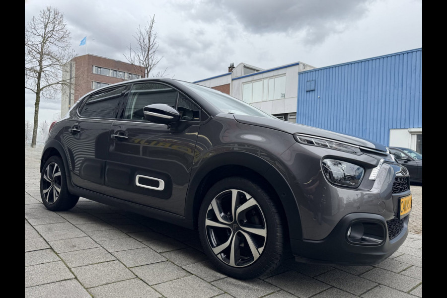 Citroën C3 1.2 PureTech Shine - Navigatie / Apple CarPlay I Airco I PDC I LED I Sport velgen I Veiligheids pakket I Dealer onderh.