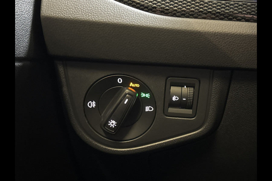 Volkswagen Polo TSI 95PK LIFE CARPLAY/ACC/PDC