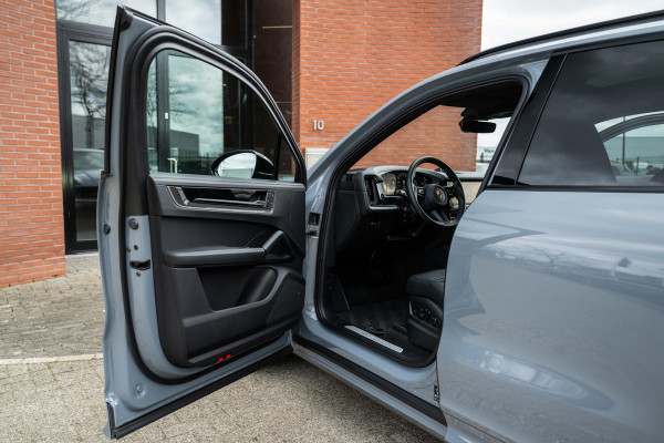 Porsche Cayenne 3.0 E-Hybrid Sport-Design Sportuitlaat Nwpr. 176k