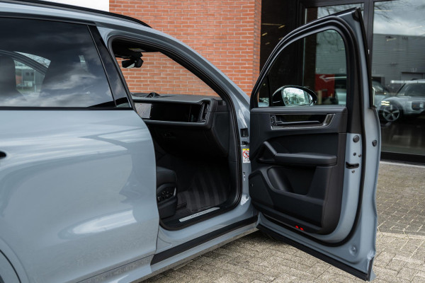 Porsche Cayenne 3.0 E-Hybrid Sport-Design Sportuitlaat Nwpr. 176k