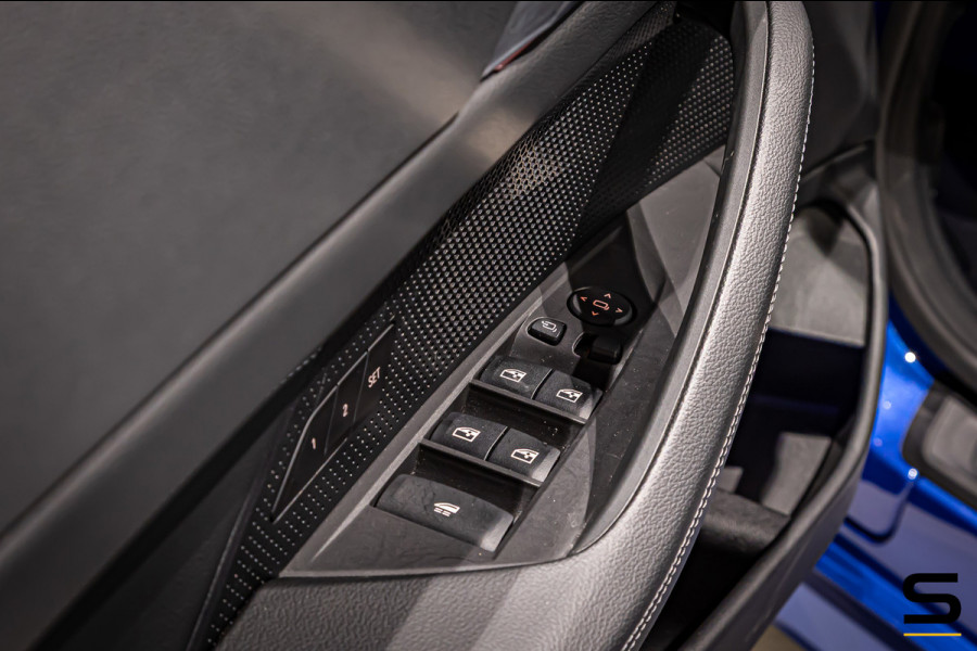 BMW 4 Serie Cabrio 420i High Executive|M-sport|Leder|Cam