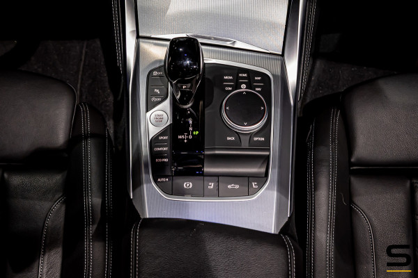 BMW 4 Serie Cabrio 420i High Executive|M-sport|Leder|Cam